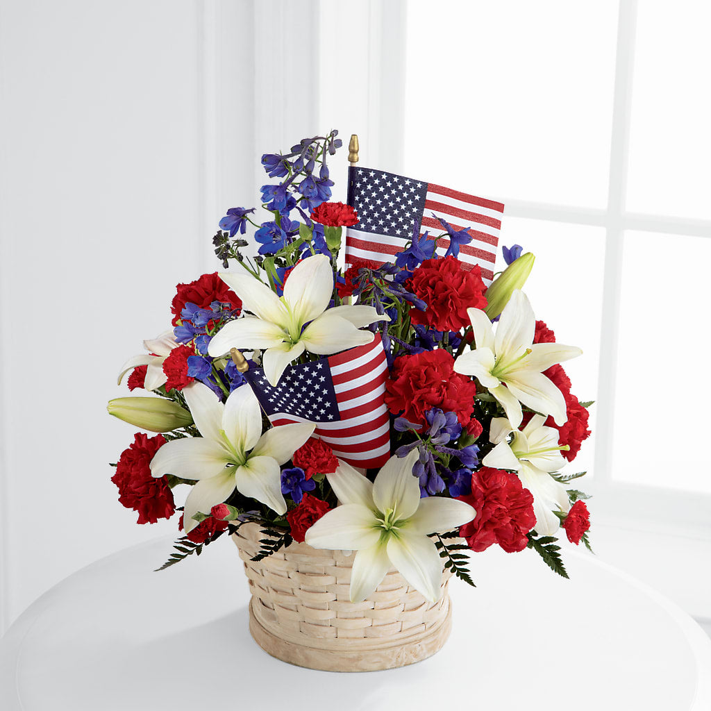 American Glory Bouquet – Minish And Potts Llc, Crestwood KY