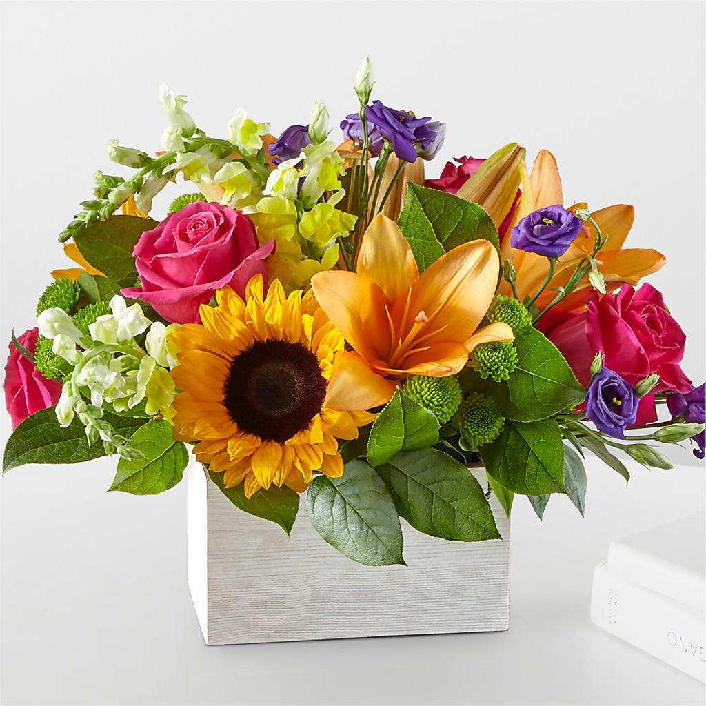 Best Day Box Bouquet – Minish And Potts Llc, Crestwood KY