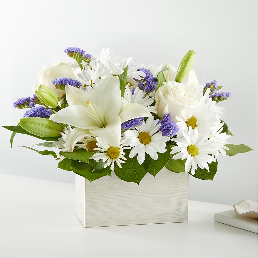 Beyond Blue Box Bouquet – Minish And Potts Llc, Crestwood KY