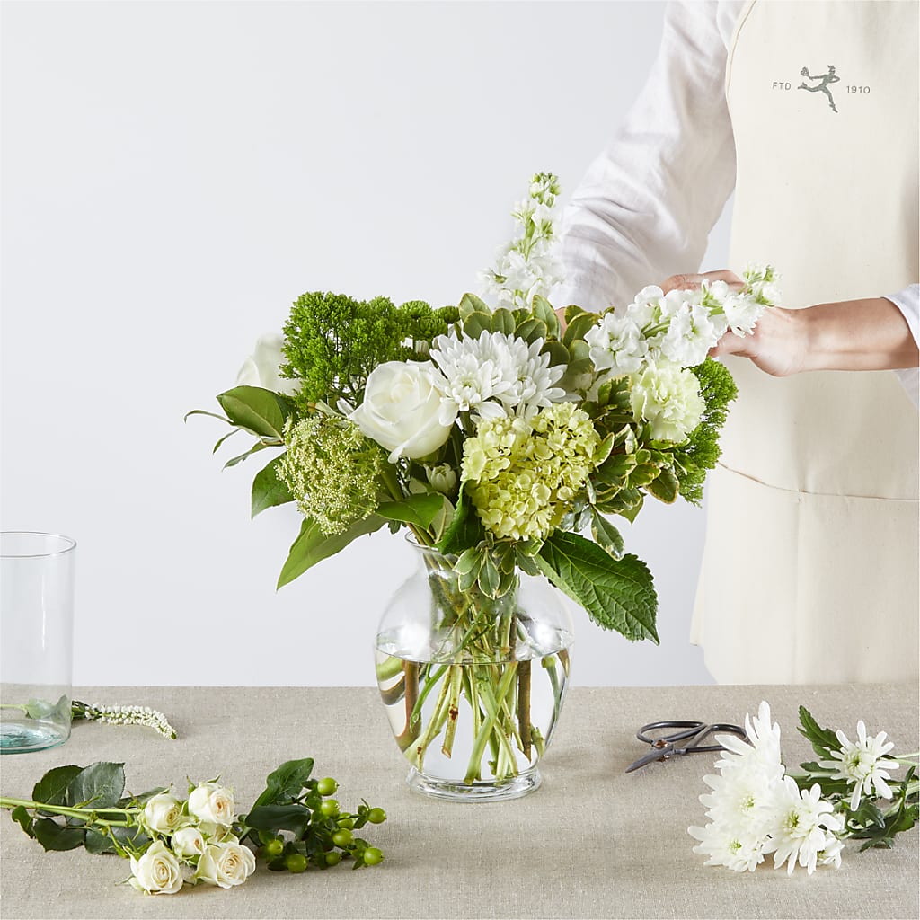 Irish Garden - A Florist Original – Minish And Potts Llc, Crestwood KY