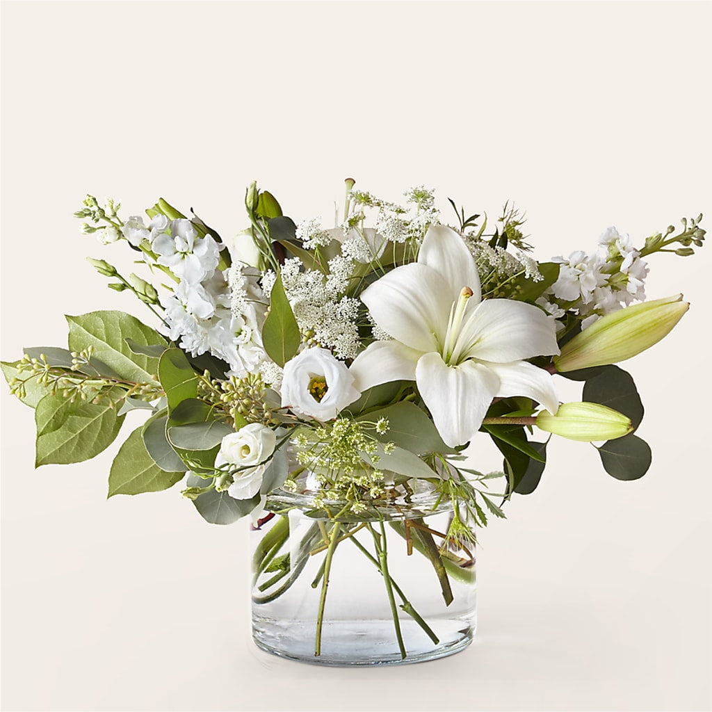 Alluring Elegance Bouquet – Minish And Potts Llc, Crestwood KY