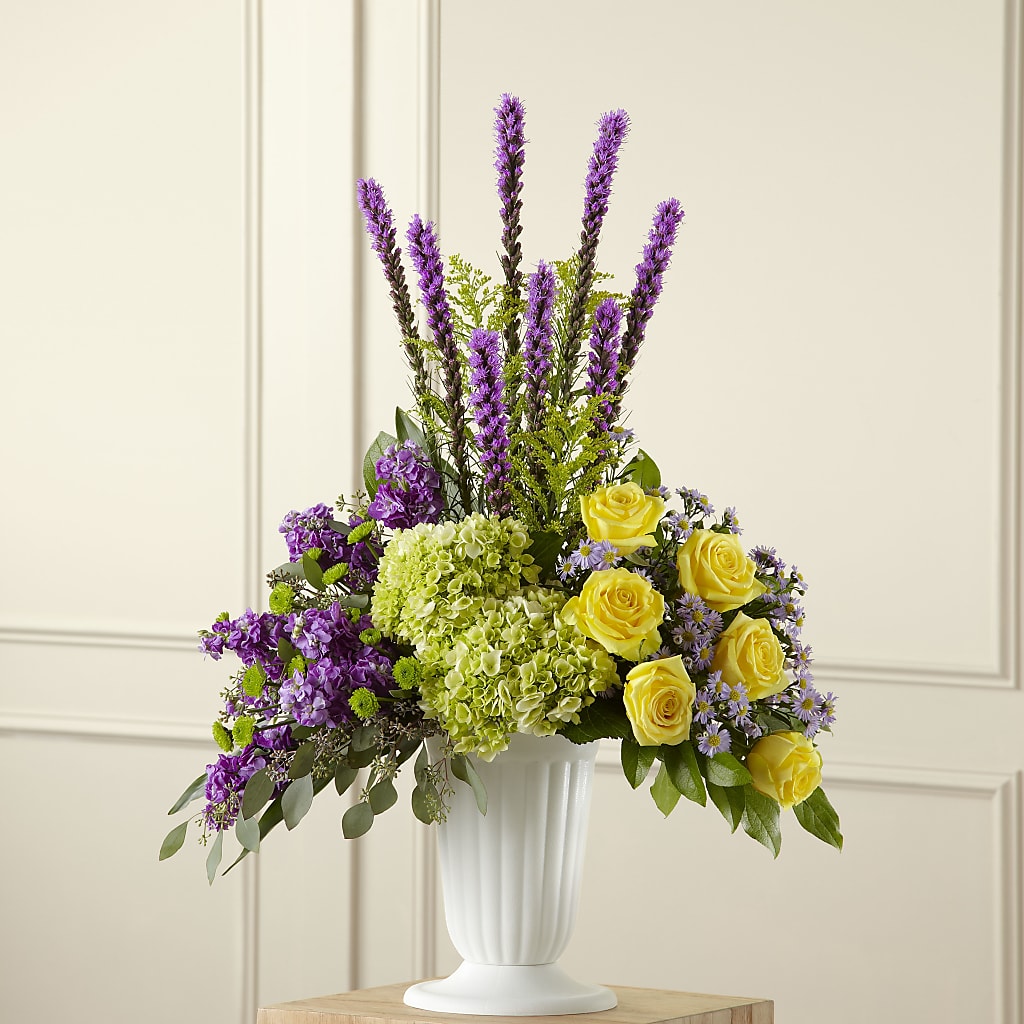 Affection Arrangement – Minish And Potts Llc, Crestwood KY