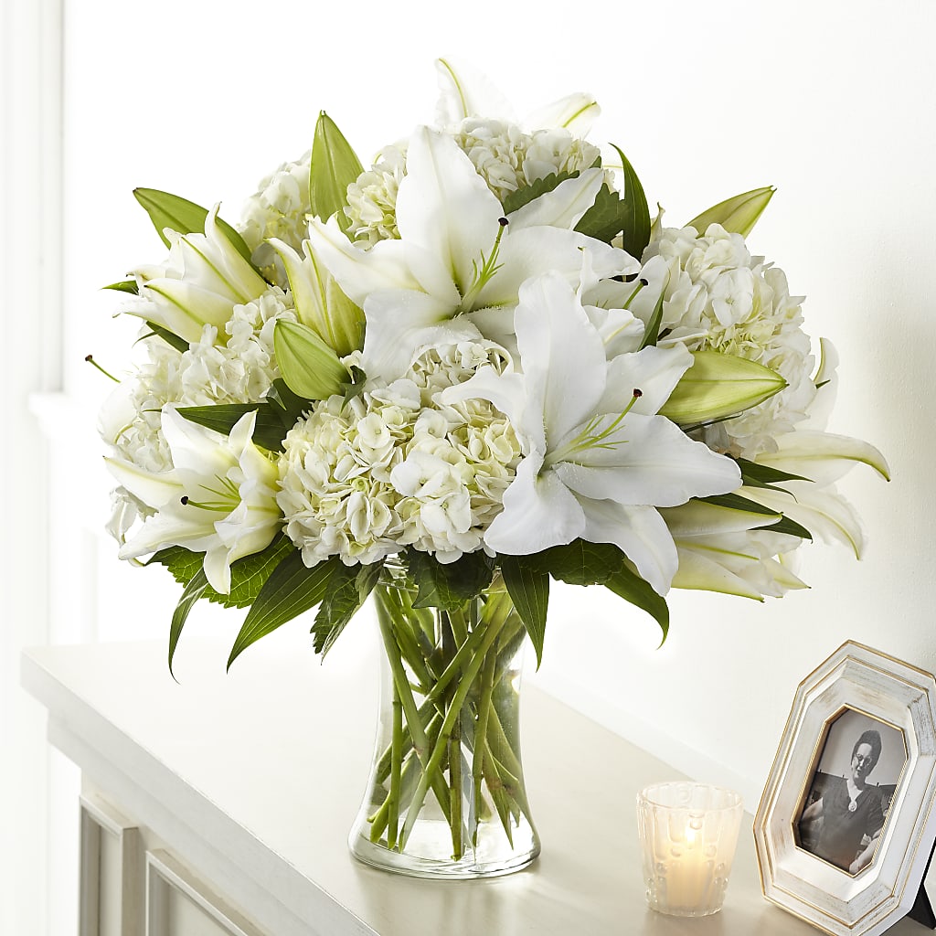 Compassionate Lily Bouquet – Minish And Potts Llc, Crestwood KY
