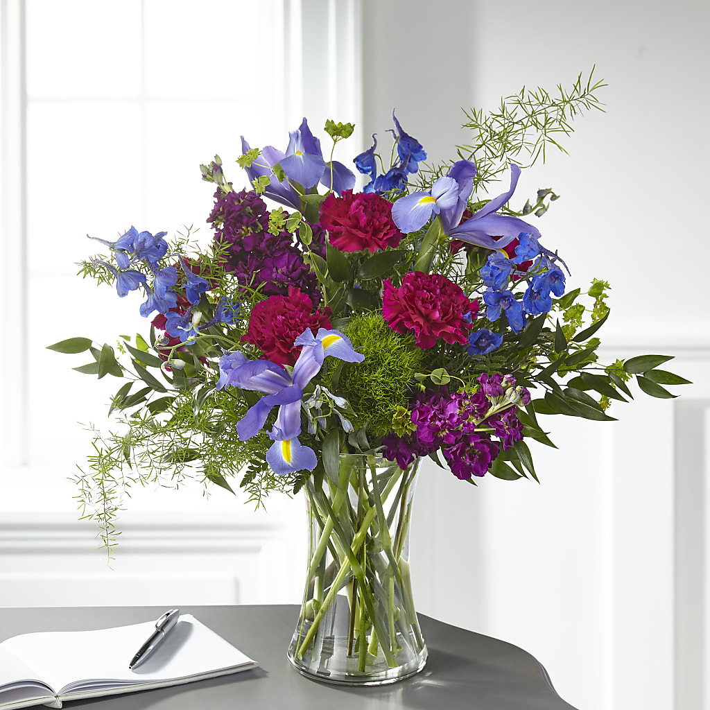 Giving Grace Bouquet – Minish And Potts Llc, Crestwood KY