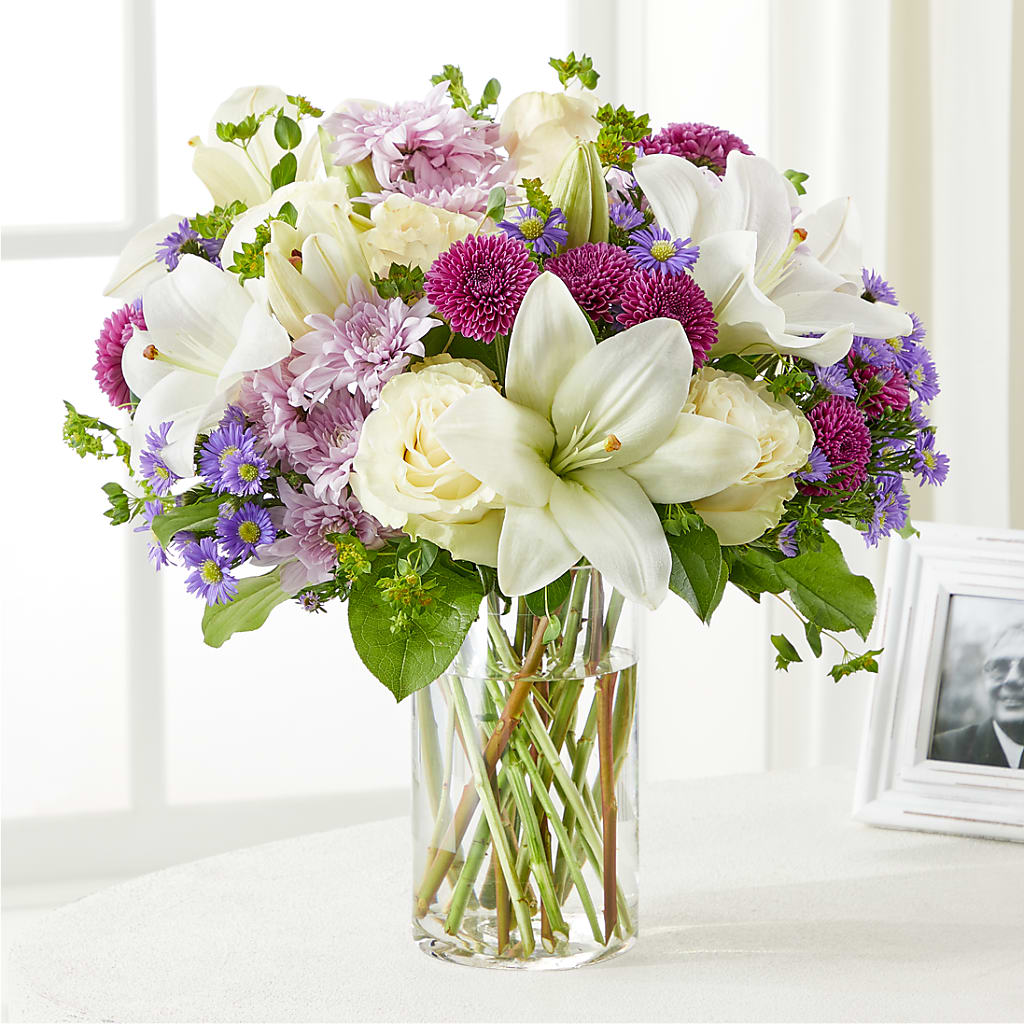 Wishing Peace Bouquet – Minish And Potts Llc, Crestwood KY