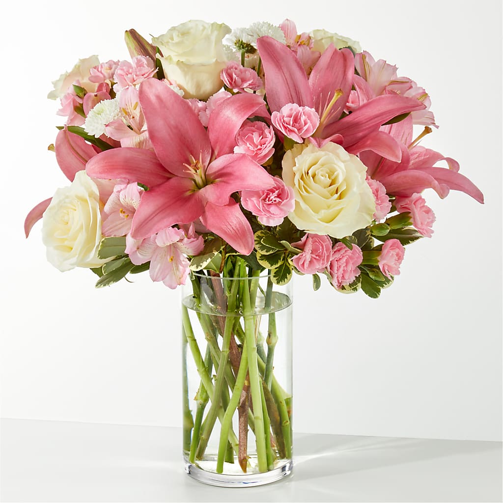 Piece of Cake Bouquet – Minish And Potts Llc, Crestwood KY