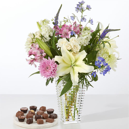 Winter Celebration Bouquet –  Minish And Potts Llc, Crestwood KY