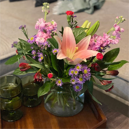 Romantique Bouquet –  Minish And Potts Llc, Crestwood KY