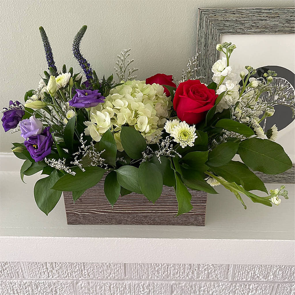 Sweet Magnolia Bouquet –  Minish And Potts Llc, Crestwood KY