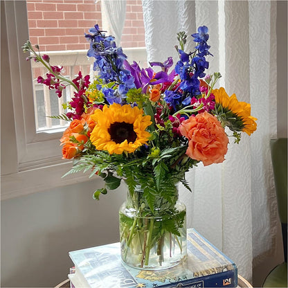 Rays of Life Bouquet –  Minish And Potts Llc, Crestwood KY