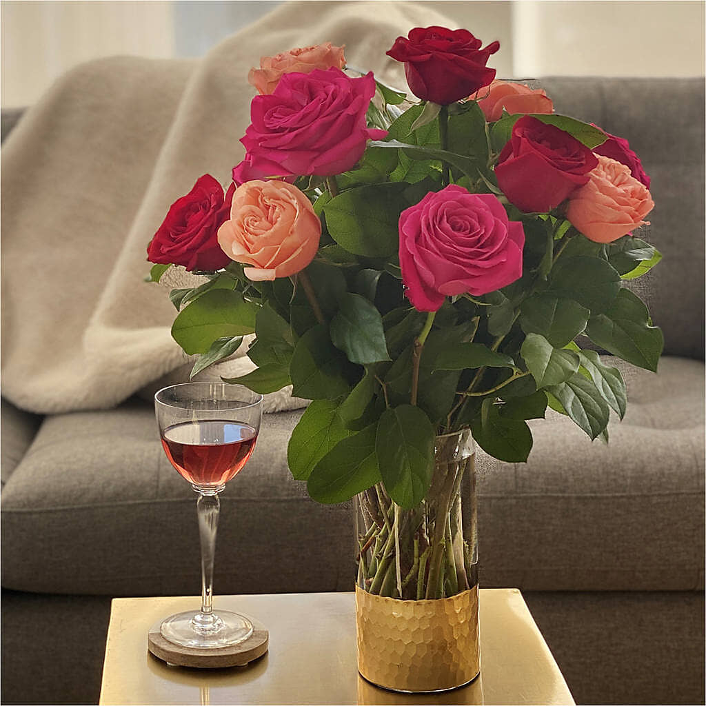 Ever After Rose Bouquet –  Minish And Potts Llc, Crestwood KY