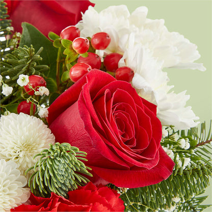 Chance of Flurries Bouquet –  Minish And Potts Llc, Crestwood KY