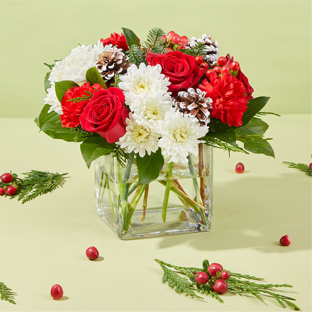 Snow Angel Bouquet –  Minish And Potts Llc, Crestwood KY