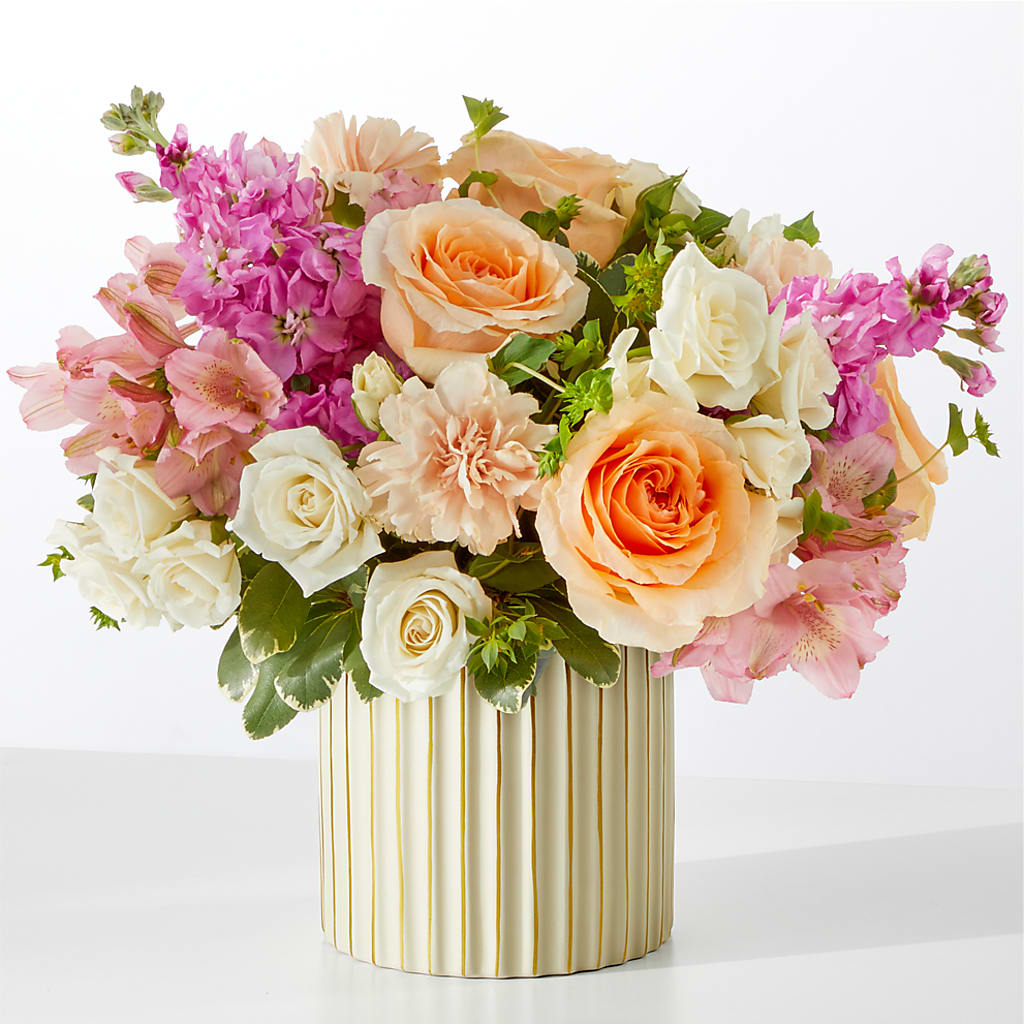 Paradise Bouquet with Ivory Vase –  Minish And Potts Llc, Crestwood KY