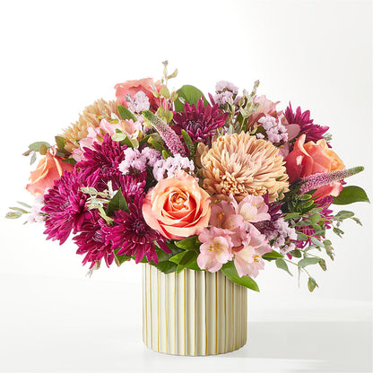 Berry Cobbler Bouquet with Ivory Vase –  Minish And Potts Llc, Crestwood KY