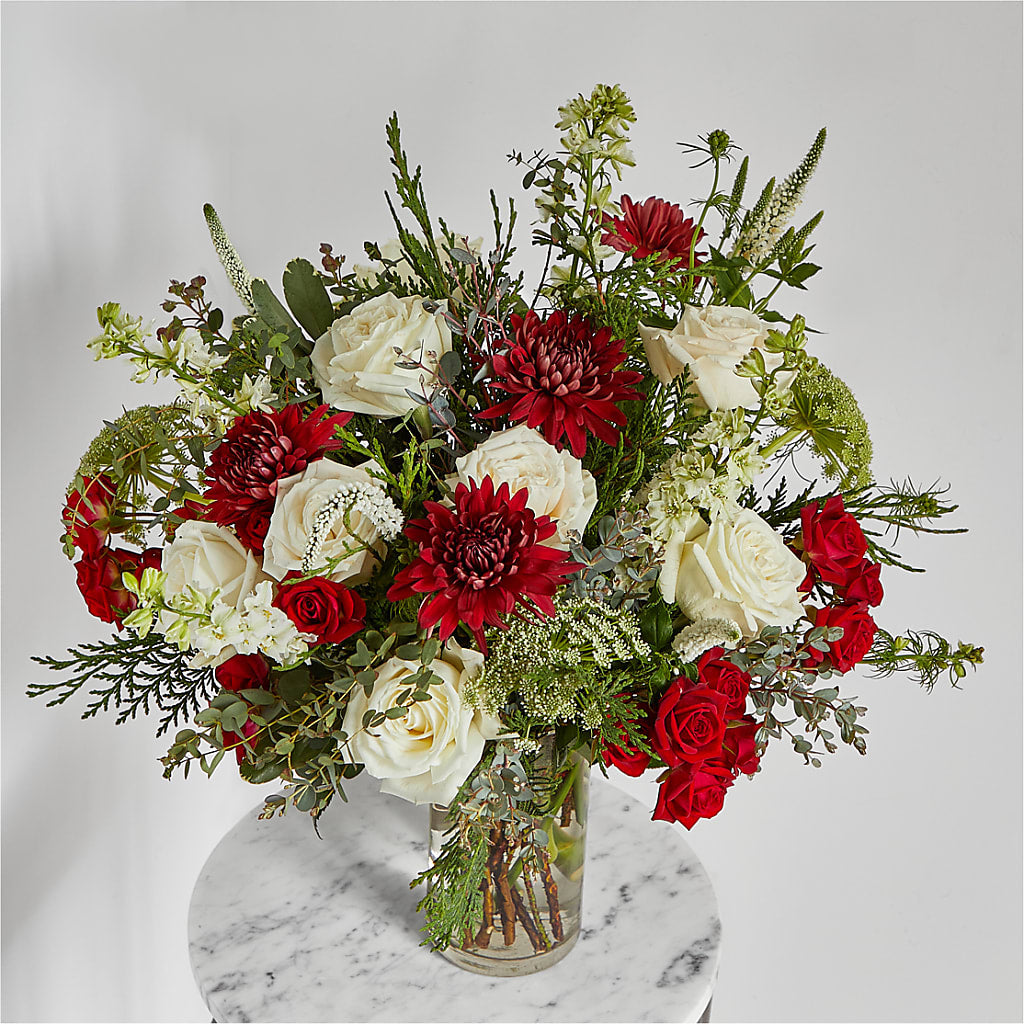 Favorite Traditions Bouquet –  Minish And Potts Llc, Crestwood KY