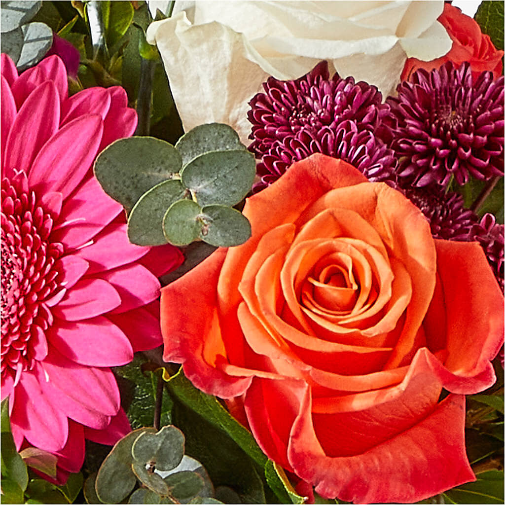 Smell the Roses Bouquet –  Minish And Potts Llc, Crestwood KY