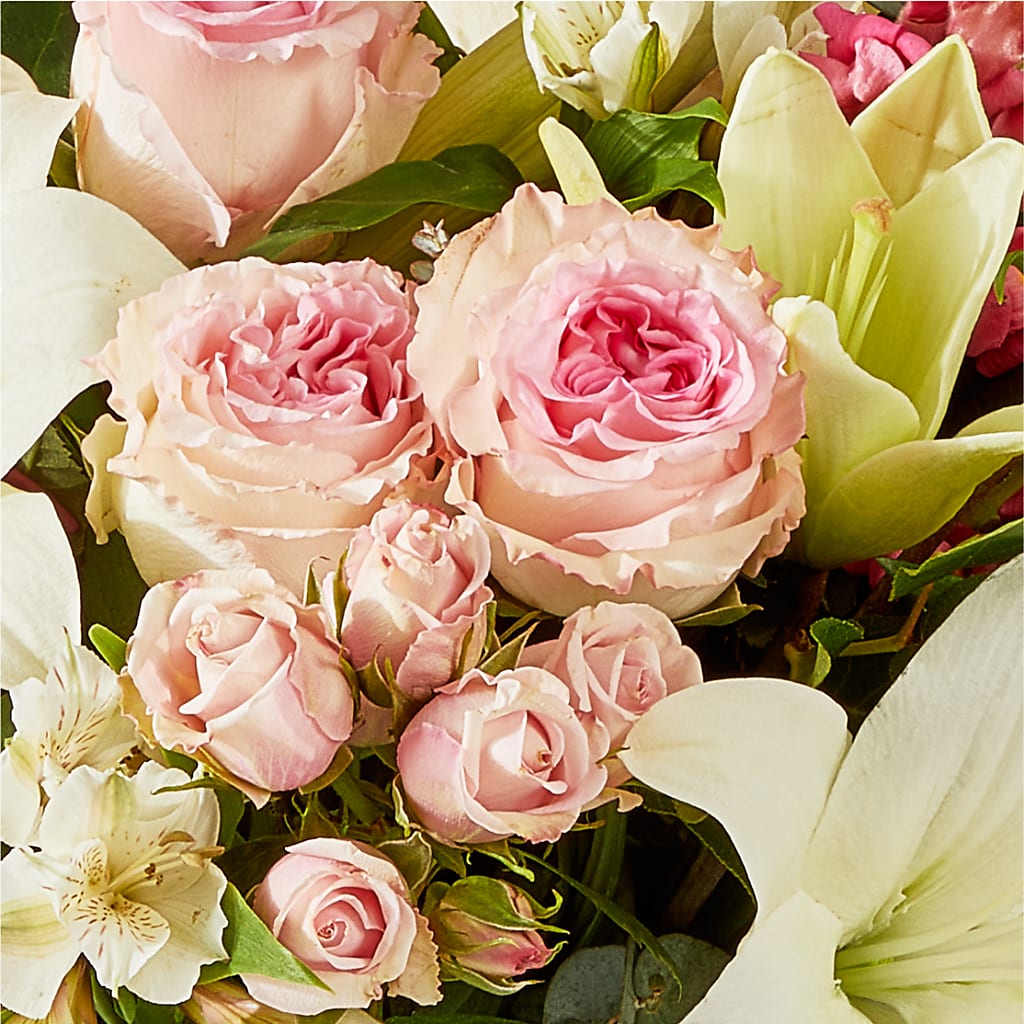 Ballet Slippers Bouquet –  Minish And Potts Llc, Crestwood KY